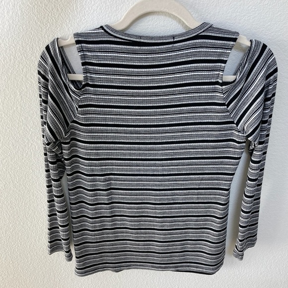Harlowe & Graham Cutout Ribbed Top Striped Women's Medium - Picture 4 of 14